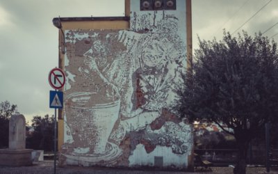 VHILS FEAT. ATALAIA