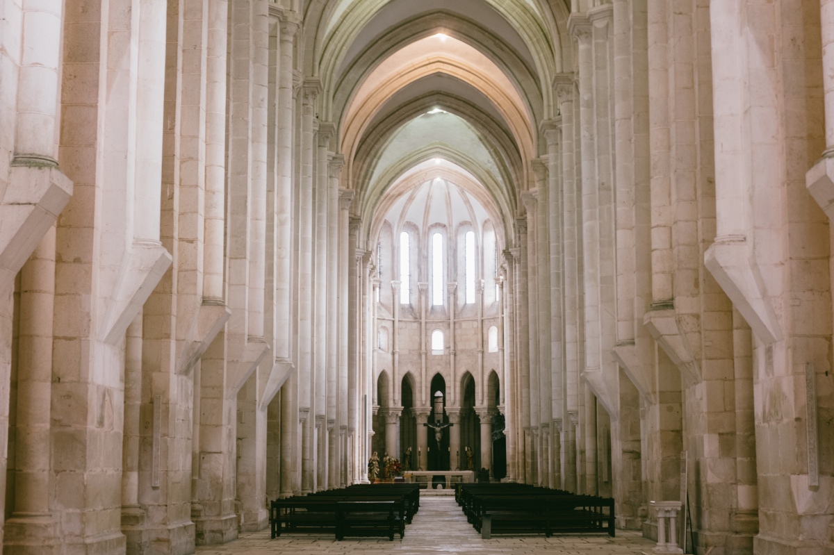 Igreja do Mosteiro de Alcobaça - O Meu Escritório é lá Fora!